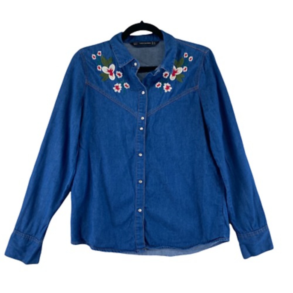 ZARA Denimwear‎ Western Cowgirl Pearl Snap Shirt Medium Blue Jean Embroidered